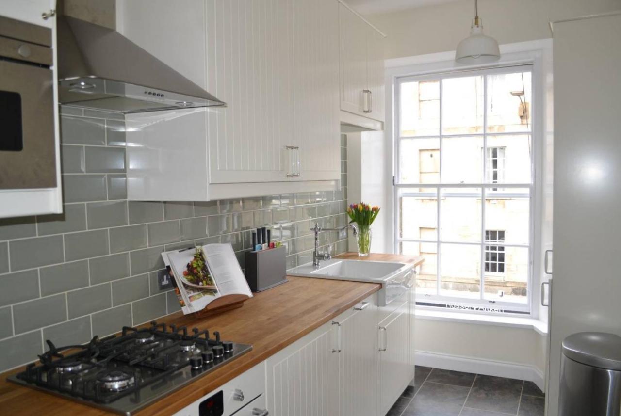 Joivy Stylish Apt In Trendy New Town Location 爱丁堡 外观 照片